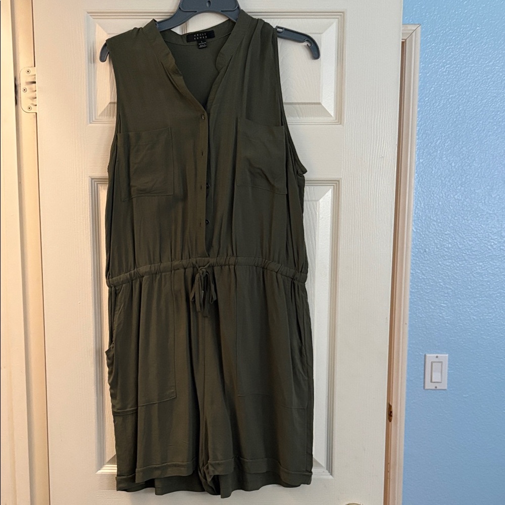 Olive Green Sleeveless Jumpsuit